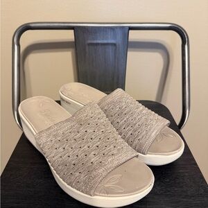 Skechers Luxe Foam Taupe Wedge Slide Sandals Comfort Slip On Open Toe
